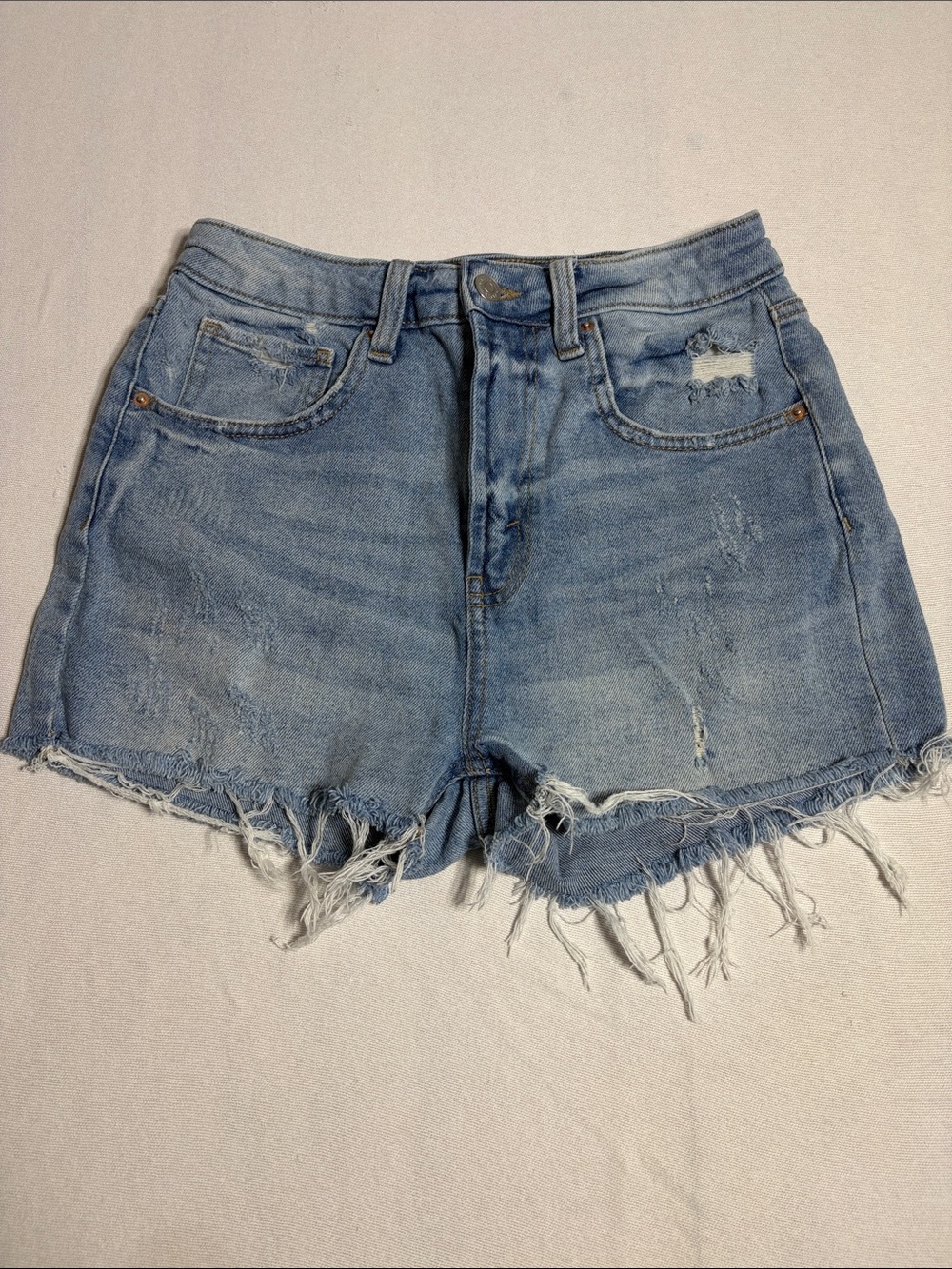wild fable light wash distressed denim shorts